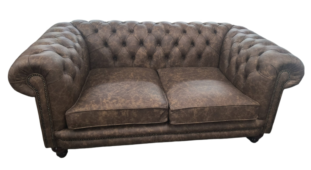 Hampton 2 in Apache Rum