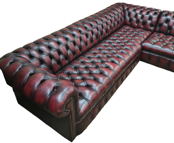 4/3 Windsor Corner Sofa in Antique Red
