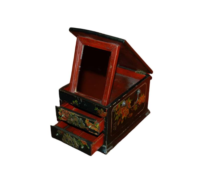 Chinese Jewelry Box